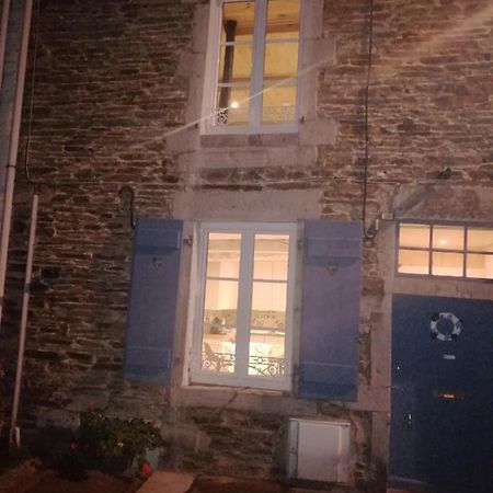 Gite Pierre Et Meuse A Fumay Exteriör bild